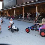 Feriengut Unterhochstaett Фермерский дом Швендт