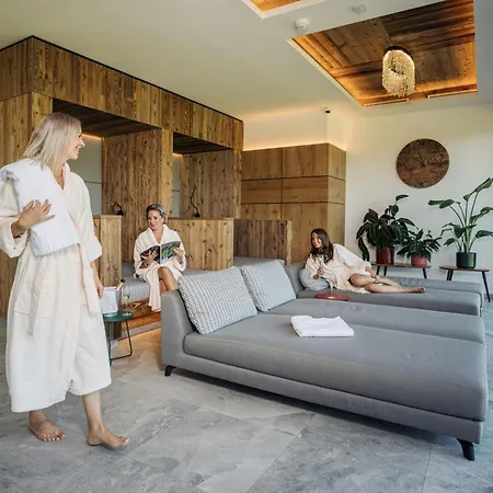 Feriengut Unterhochstaett ファームステイ シュヴェント