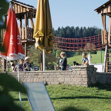 ファームステイ Feriengut Unterhochstaett