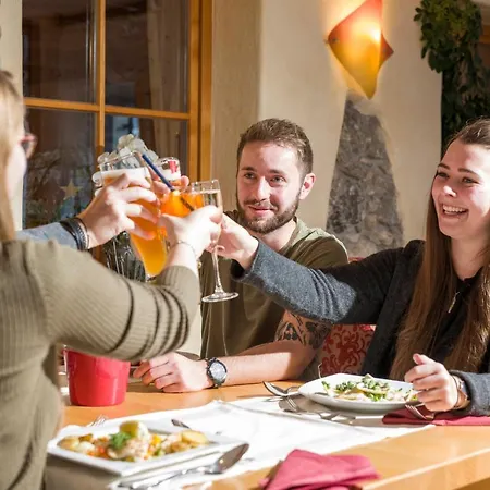 Feriengut Unterhochstaett ファームステイ *