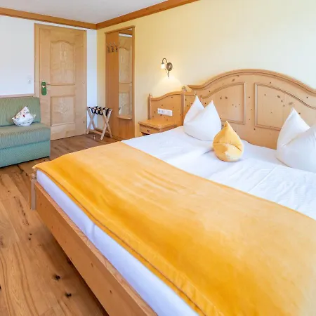 Feriengut Unterhochstatt Farm stay *