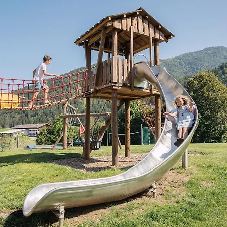 Farm stay Feriengut Unterhochstatt *