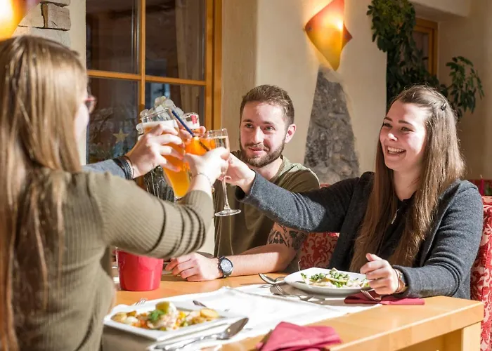 Feriengut Unterhochstaett Lantgård *